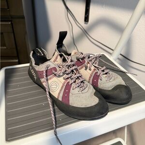 Scarpa Climbing Shoes with Maroon and Light Gray
